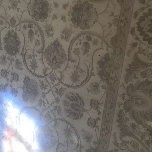 Thomasville timeless classic rug - Picture 1 of 2